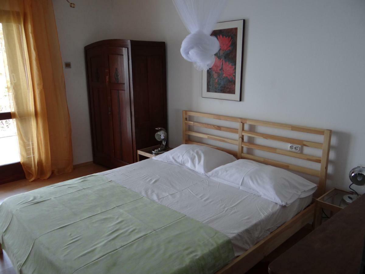 Apartments Bassi Stara Baška 외부 사진